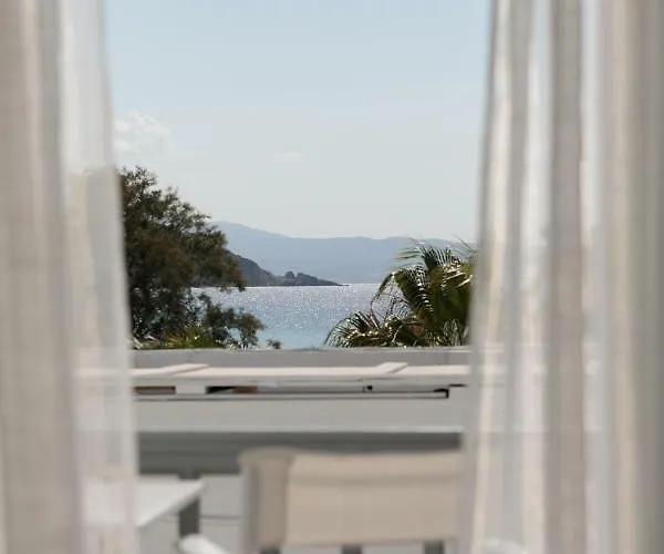 Ippokampos Beachfront