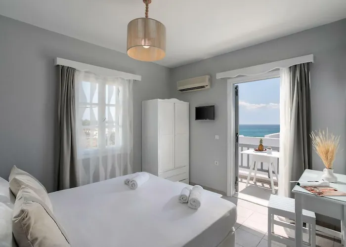 Ippokampos Beachfront * Naxos City