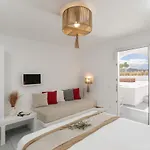伊珀卡姆珀斯海滨公寓 * Naxos City
