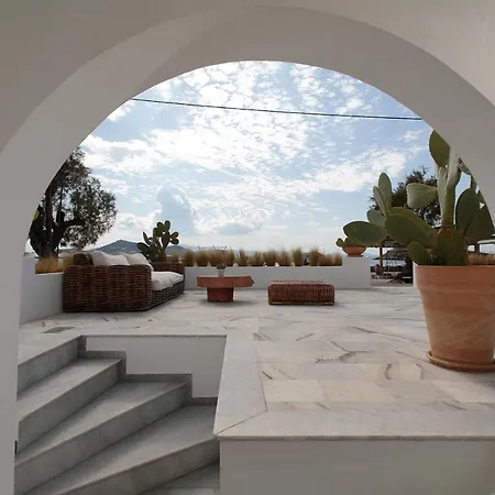 伊珀卡姆珀斯海滨公寓 * Naxos City