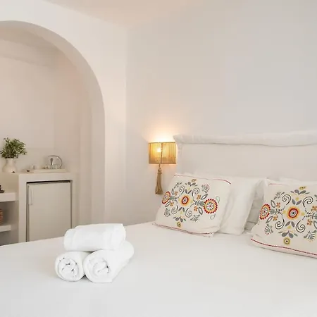 Ippokampos Beachfront Apartment *