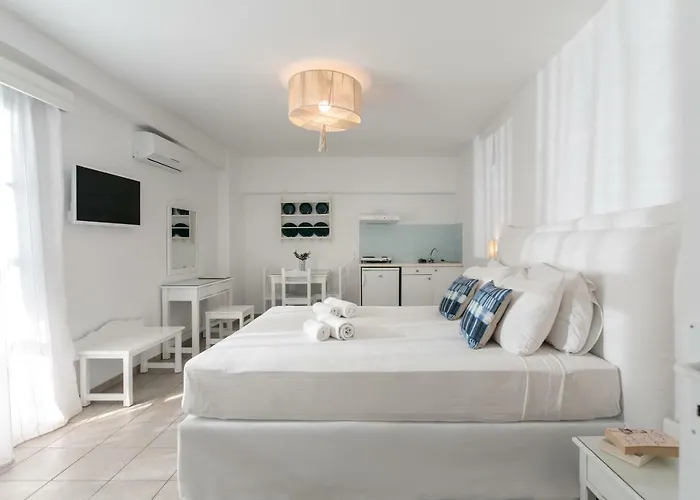 Ippokampos Beachfront Apartment *